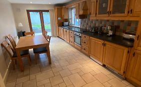 Cosy 4 Bedroom Galway House With Rear Garden Patio